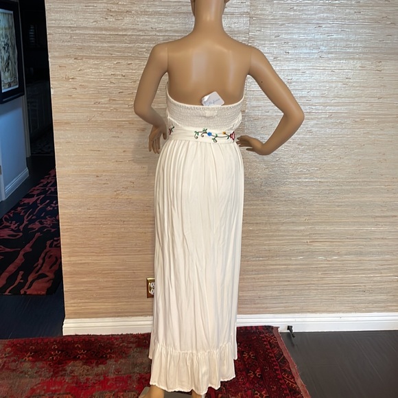 FILLYBOO CONVERTIBLE MAXI DRESS SKIRT BNWT!! Floral embroidery Boho - Picture 10 of 14